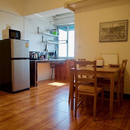 Studio Apartment 12 Floor Close To Mrt In Hua Mak Bangkok Luaran gambar