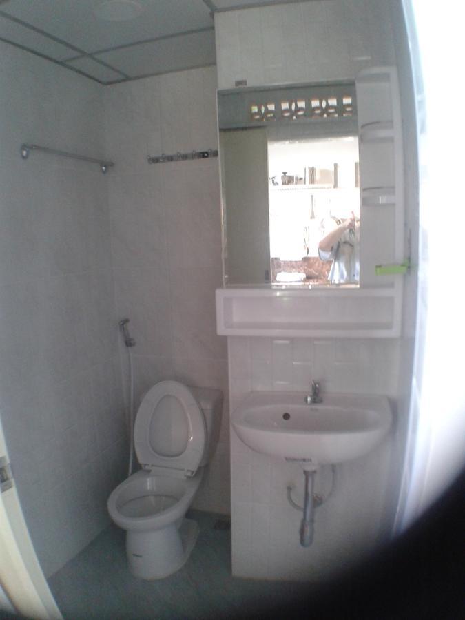 Studio Apartment 12 Floor Close To Mrt In Hua Mak Bangkok Luaran gambar